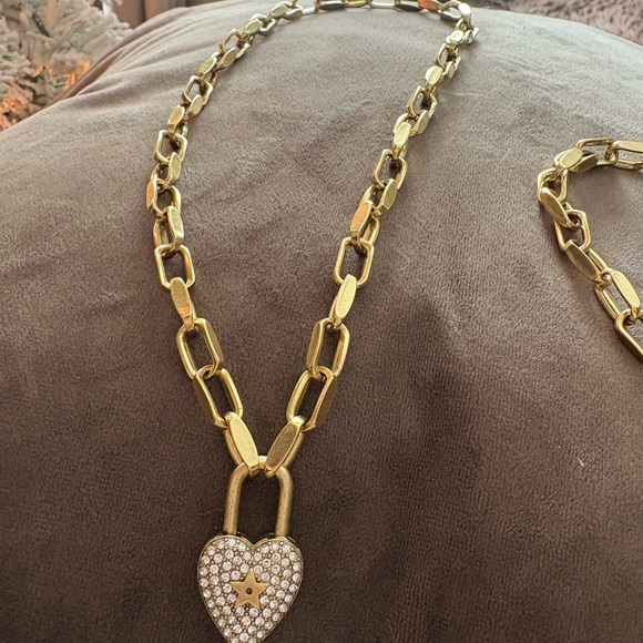 Dior Gold Heart Lock Necklace and matching bracelet - Picture 3 of 11
